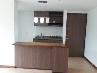 Apartamento de 3 alcobas en venta en El Chingui, Envigado, 80 m² · foto 4 de 11