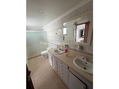 Casa de 3 alcobas en venta en Simon Bolivar, Medellín, 165 m² · foto 15 de 20