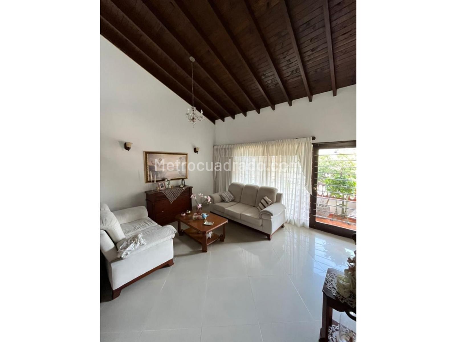 Casa de 3 habitaciones en venta en Simon Bolivar, Medellín — imagen 1 de 20