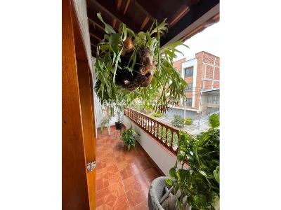 Casa de 3 alcobas en venta en Simon Bolivar, Medellín, 165 m² · foto 3 de 20