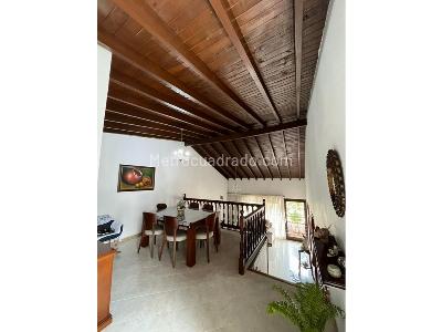 Casa de 3 alcobas en venta en Simon Bolivar, Medellín, 165 m² · foto 4 de 20