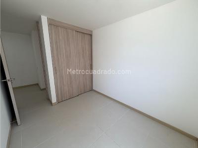 Apartamento de 3 alcobas en venta en Los Colores, Medellín, 75 m² · foto 12 de 20