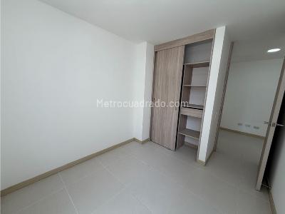 Apartamento de 3 alcobas en venta en Los Colores, Medellín, 75 m² · foto 14 de 20