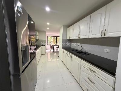 Apartamento de 3 alcobas en venta en San Lucas, Medellín, 230 m² · foto 5 de 20