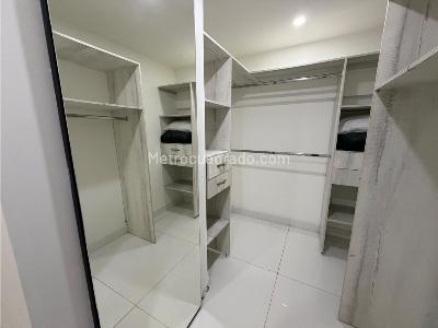 Apartamento de 3 alcobas en venta en San Lucas, Medellín, 230 m² · foto 11 de 20
