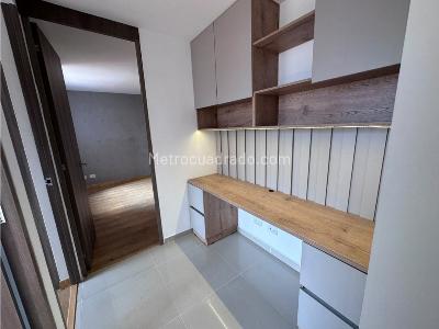 Apartamento en arriendo en Los Colores, Medellín · foto 20 de 20