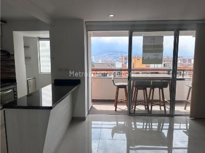 Apartamento en arriendo en Los Colores, Medellín · foto 8 de 20