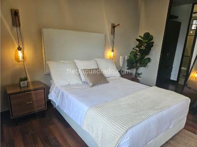 Apartamento en venta en El Poblado, Medellín · foto 2 de 13