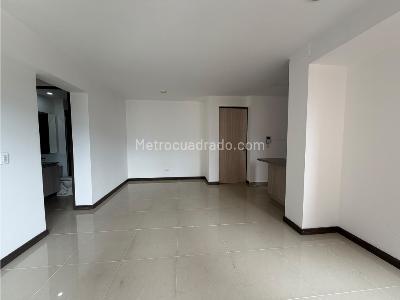 Apartamento de 3 alcobas en venta en Niquia, Bello, 71 m² · foto 13 de 20
