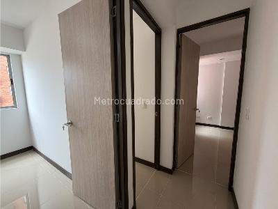 Apartamento de 3 alcobas en venta en Niquia, Bello, 71 m² · foto 14 de 20