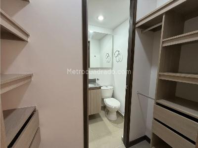 Apartamento de 3 alcobas en venta en Niquia, Bello, 71 m² · foto 16 de 20