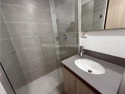 Apartamento de 3 alcobas en venta en Niquia, Bello, 71 m² · foto 18 de 20