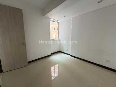 Apartamento de 3 alcobas en venta en Niquia, Bello, 71 m² · foto 5 de 20