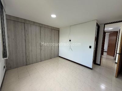 Apartamento de 3 alcobas en arriendo en Nutibara, Medellín, 70 m² · foto 10 de 20