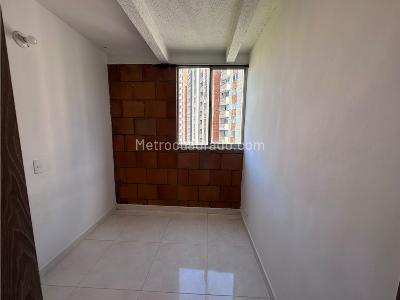 Apartamento de 3 alcobas en arriendo en Robledo Pajarito, Medellín, 63 m² · foto 13 de 18