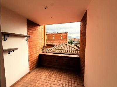 Apartamento de 3 alcobas en arriendo en Lorena, Medellín, 84 m² · foto 7 de 12