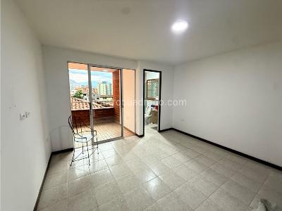 Apartamento de 3 alcobas en arriendo en Lorena, Medellín, 84 m² · foto 8 de 12