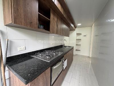 Apartamento de 3 alcobas en venta en Milan, Envigado, 74 m² · foto 2 de 10