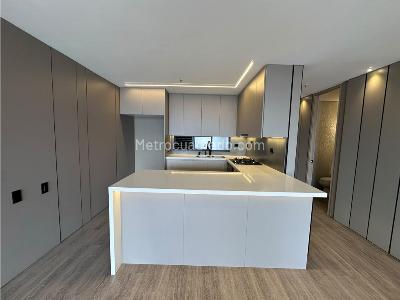 Apartamento de 3 alcobas en arriendo en El Tesoro, Medellín, 125 m² · foto 5 de 20