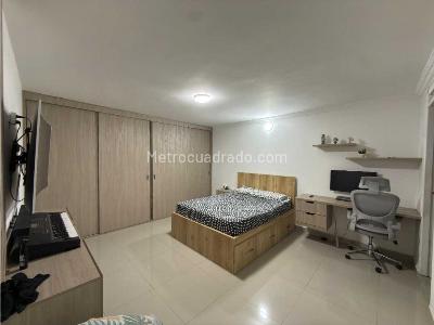 Apartamento de 3 alcobas en venta en Calasanz, Medellín, 92 m² · foto 6 de 11