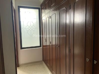 Apartamento de 4 alcobas en venta en Riviera, Cúcuta, 230 m² · foto 10 de 18