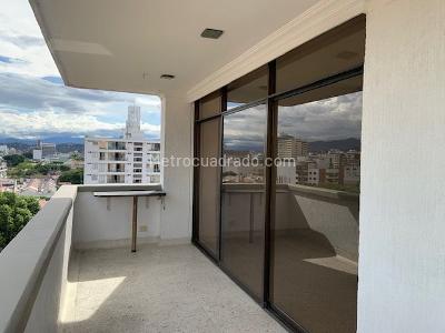 Apartamento de 4 alcobas en venta en Riviera, Cúcuta, 230 m² · foto 3 de 18
