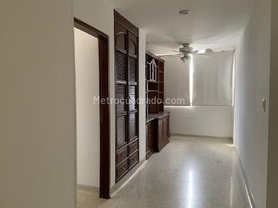 Apartamento de 4 alcobas en venta en Riviera, Cúcuta, 230 m² · foto 6 de 18