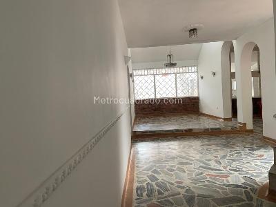 Casa en venta en Quinta Bosch, Cúcuta · foto 3 de 18
