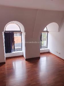Apartamento en venta en Quinta Paredes, Bogotá · foto 7 de 13