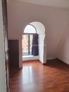 Apartamento en venta en Quinta Paredes, Bogotá · foto 8 de 13