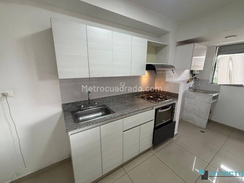 Modern 2BR Apartment in Santa Rosa de Lima