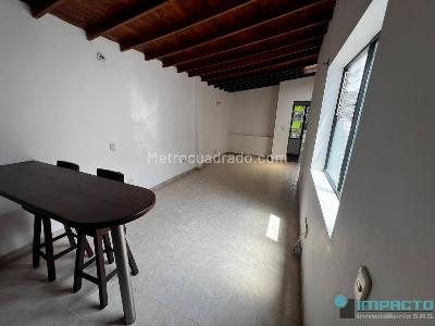 Apartamento en arriendo en Laureles, Medellín · foto 3 de 19