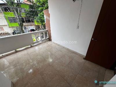Apartamento en arriendo en Laureles, Medellín · foto 18 de 19