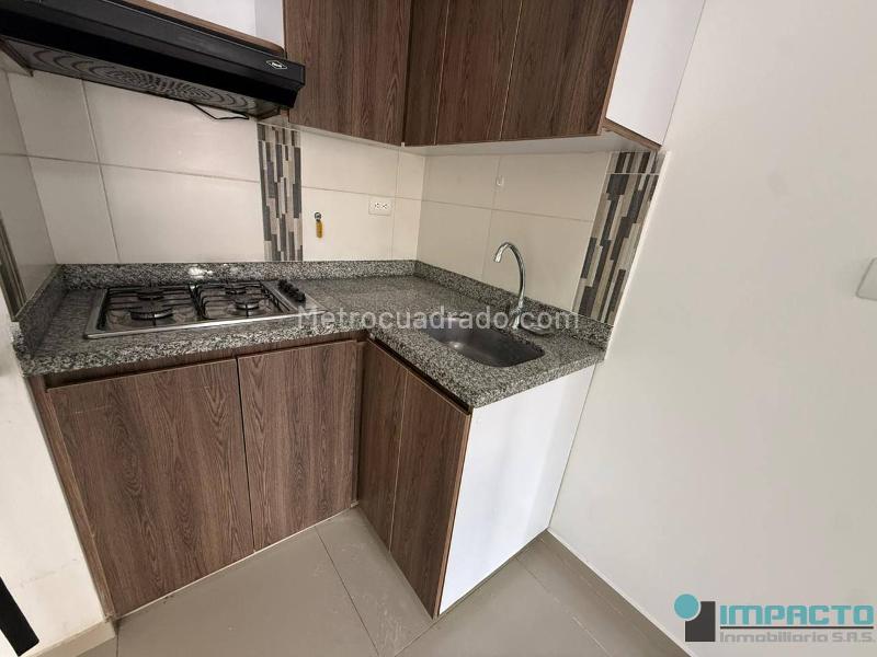 Spacious 3BR Apartment in Robledo - 2