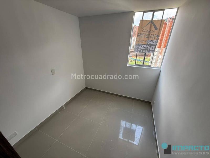 Spacious 3BR Apartment in Robledo - 7