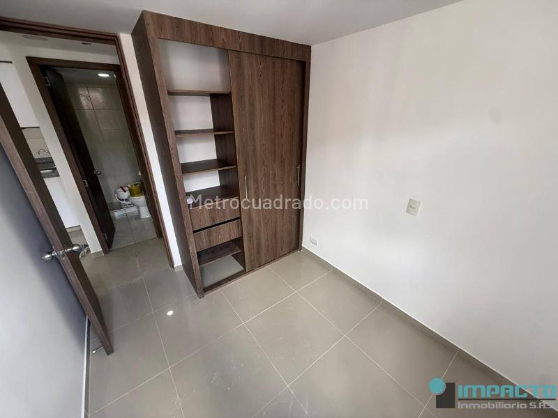 Spacious 3BR Apartment in Robledo - 8