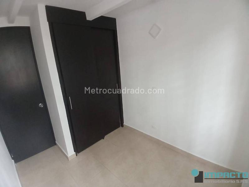 Apartamento de 3 Alcobas en Calasanz (parte alta) con balcón y parqueadero - 6