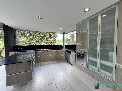 Casa en Arriendo, LOMA DEL ESCOBERO, Envigado