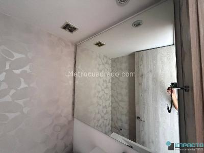 Apartamento de 3 alcobas en arriendo en El Poblado, Medellín, 85 m² · foto 15 de 20