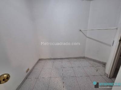 Apartamento de 3 alcobas en arriendo en El Poblado El Tesoro, Medellín, 137 m² · foto 13 de 20