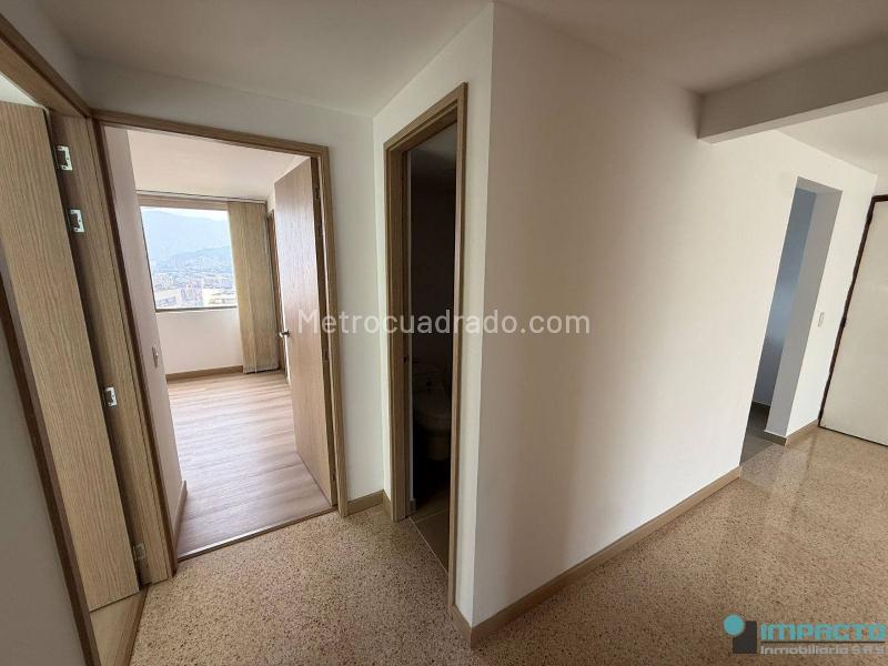 Cozy 3BR Apartment in El Poblado Alto - 6