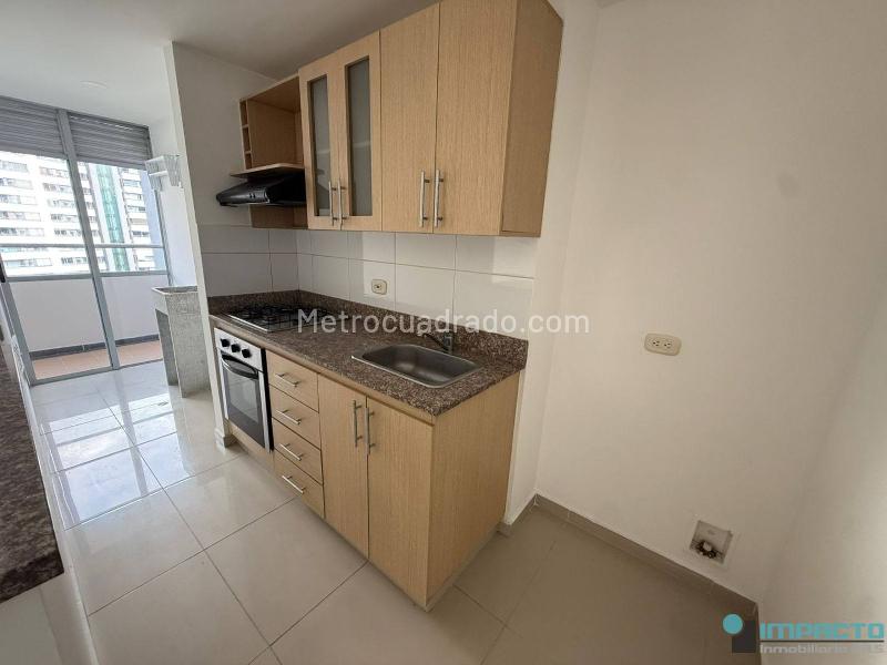 Apartamento Estiloso de 3 Alcobas con Piscina en El Poblado - 3