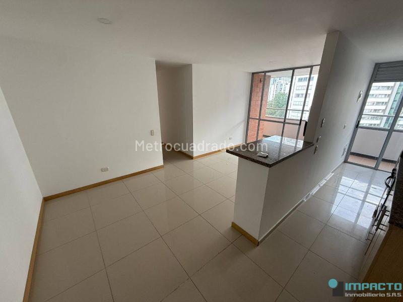 Apartamento Estiloso de 3 Alcobas con Piscina en El Poblado - 5
