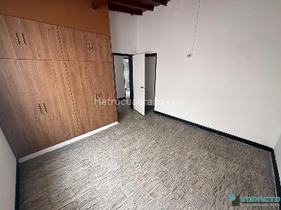 Casa de 5 alcobas en arriendo en Calasanz Parte Baja, Medellín, 120 m² · foto 12 de 20