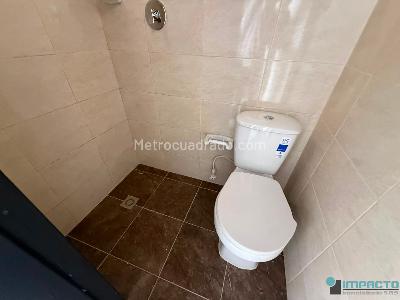 Casa de 5 alcobas en arriendo en Calasanz Parte Baja, Medellín, 120 m² · foto 14 de 20