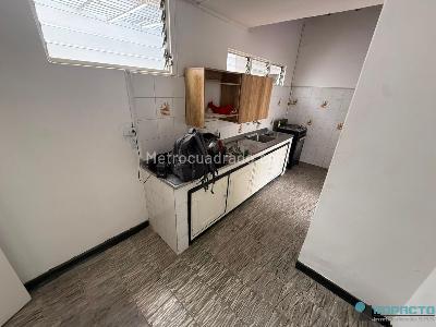Casa de 5 alcobas en arriendo en Calasanz Parte Baja, Medellín, 120 m² · foto 3 de 20