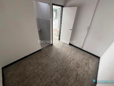 Casa de 5 alcobas en arriendo en Calasanz Parte Baja, Medellín, 120 m² · foto 6 de 20