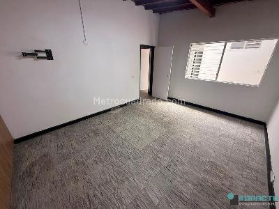 Casa de 5 alcobas en arriendo en Calasanz Parte Baja, Medellín, 120 m² · foto 7 de 20