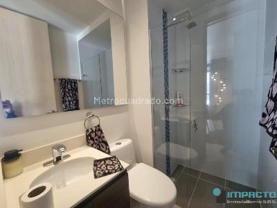 Apartamento de 2 alcobas en arriendo en El Poblado Loma Del Indio, Medellín, 85 m² · foto 14 de 20
