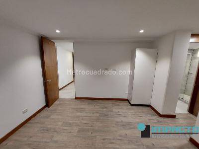 Apartamento de 3 alcobas en venta en Estadio, Medellín, 95 m² · foto 10 de 16